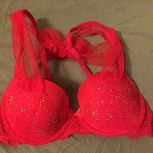 Victoria’s Secret  VS 32D Lined Red Lace Bra $72